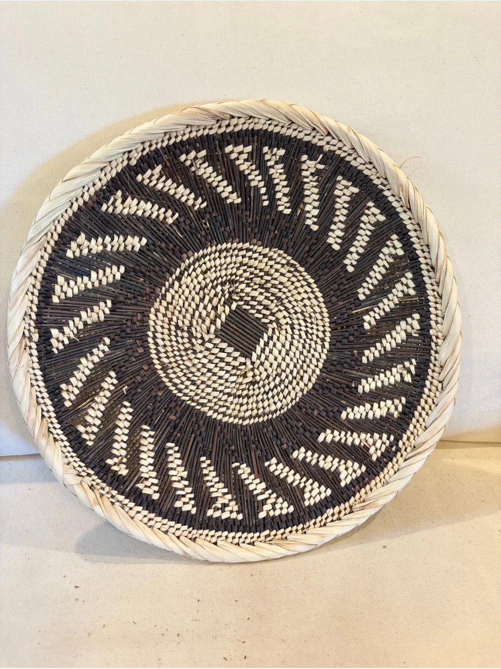 NEW African Woven Basket. Tonga people of Zambia 13” Across